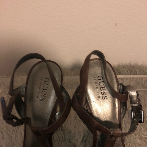 Shoes - Picture 4 of 5